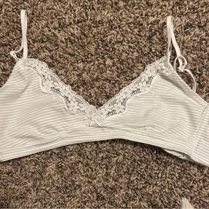 BUNDLE of brandy melville bralettes